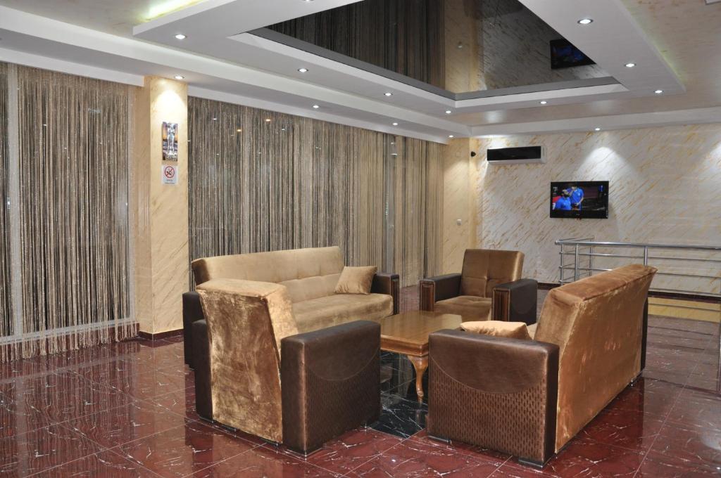 Grand Palace Hotel Batumi-3